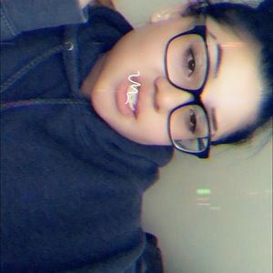 Meet your Posher, Vicky